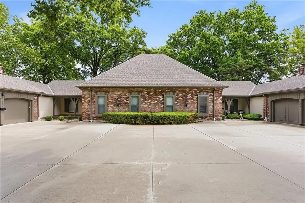 10245 Conser Street, Overland Park, KS 66212 - #1