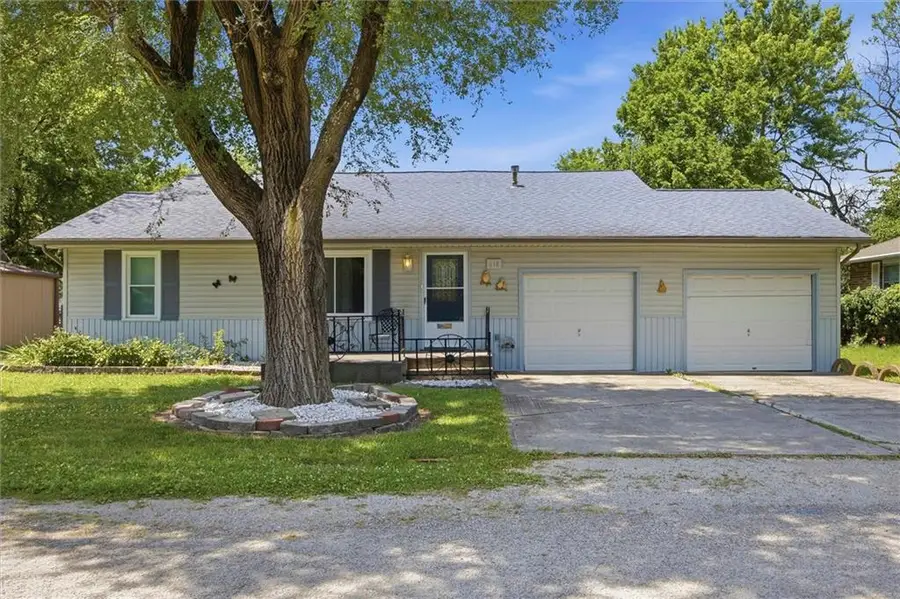 818 N Houston Street, Adrian, MO 64720 - #2