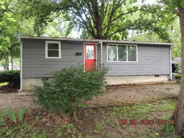 2423 S Claremont Avenue, Independence, MO 64052 - #1