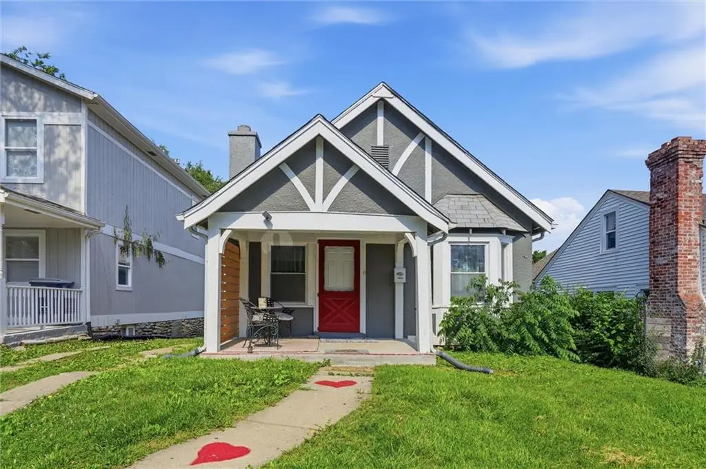6638 Broadmoor Street, Kansas City, MO 64131 - #1