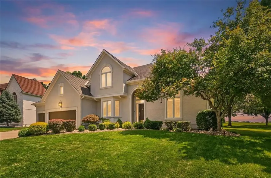 9608 Falcon Ridge Drive, Lenexa, KS 66220 - #3