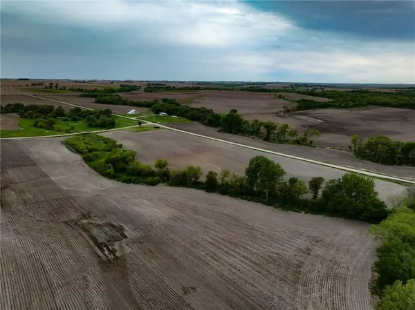 320 th Foxtail Road, Hiawatha, KS 66434