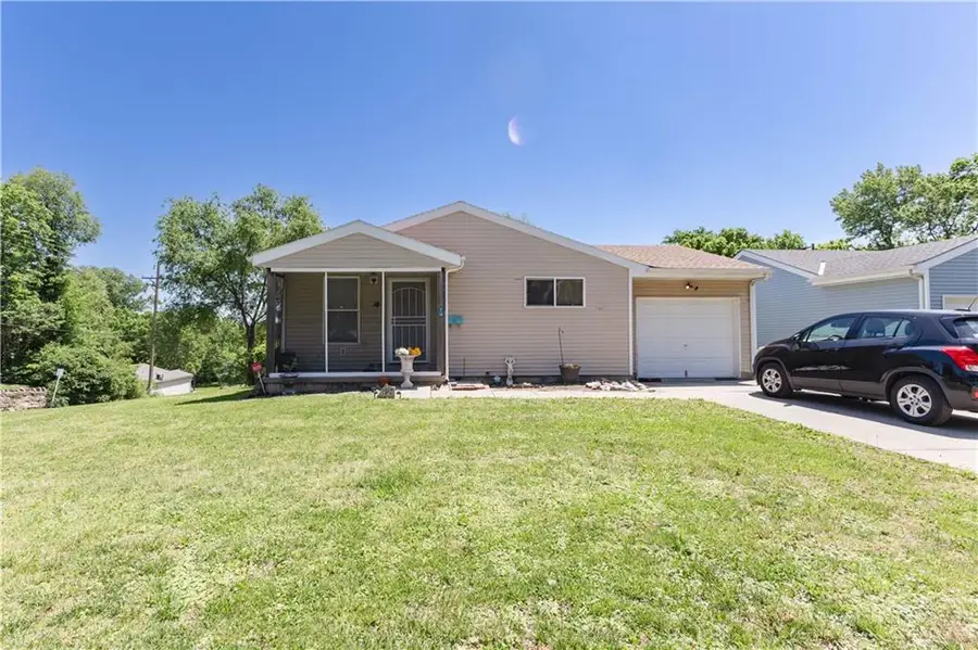 1917 N 14th Street, Kansas City, KS 66104 - #2
