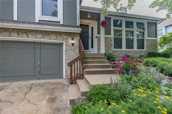 10912 Cottonwood Street, Lenexa, KS 66215