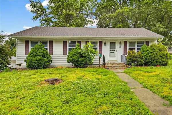 10 W 9th Street, Carrollton, MO 64633