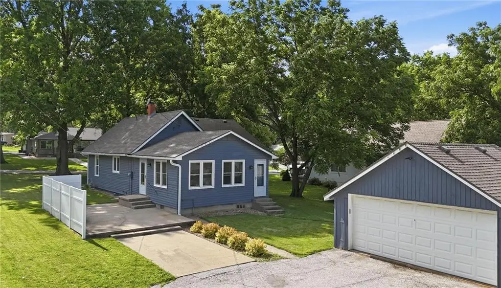 309 5th Avenue S, Greenwood, MO 64034 - #1