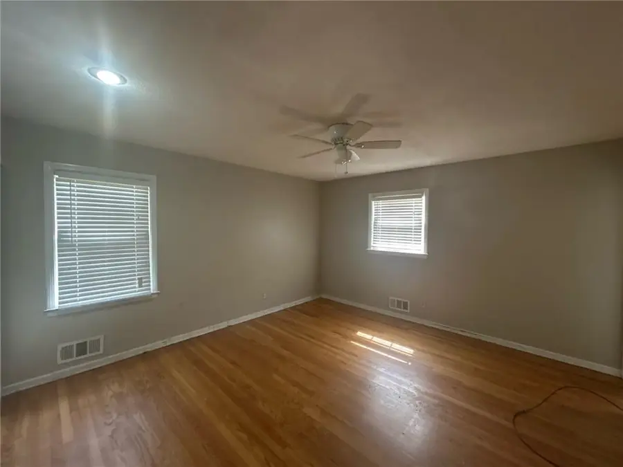 5117 S Delaware Avenue, Independence, MO 64055 - #3
