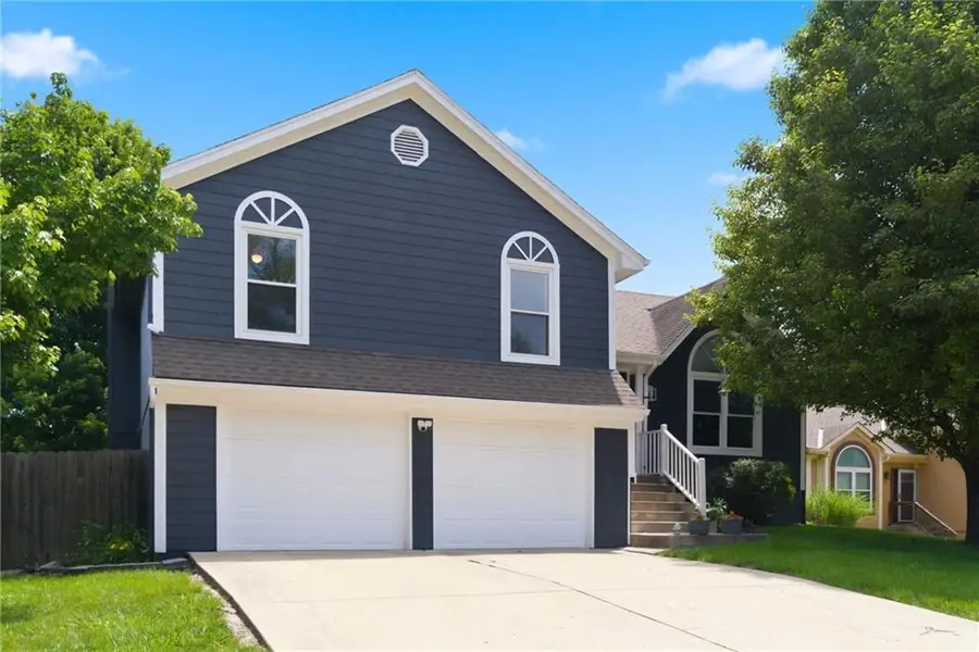 1012 NW Pennington Place, Blue Springs, MO 64015 - #2