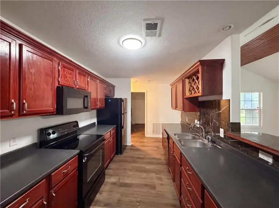 905 S Butler Terrace, Harrisonville, MO 64701 - #2