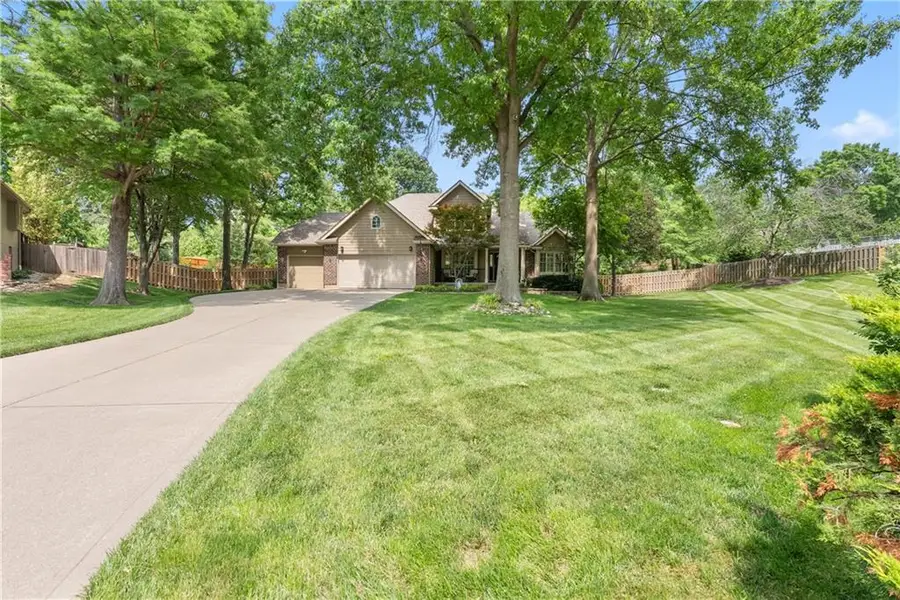 1006 SW 44th Street Drive, Blue Springs, MO 64015 - #3