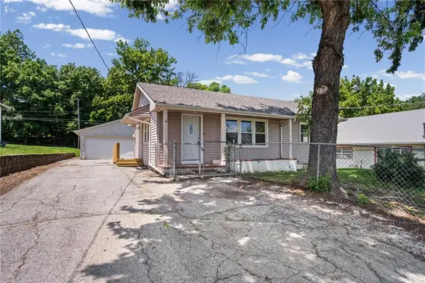 1605 S 6th Street, Atchison, KS 66002