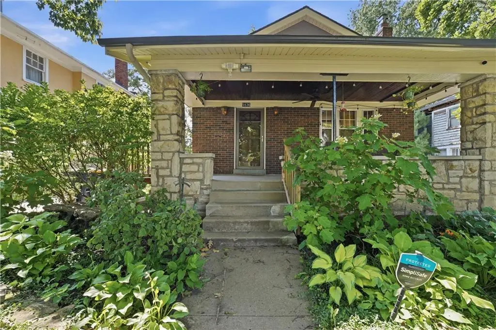 5836 Harrison Street, Kansas City, MO 64110 - #1