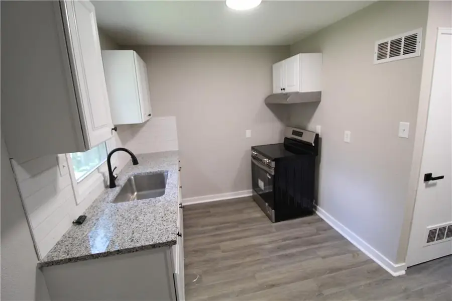 2817 S 27th Street, Kansas City, KS 66106 - #3