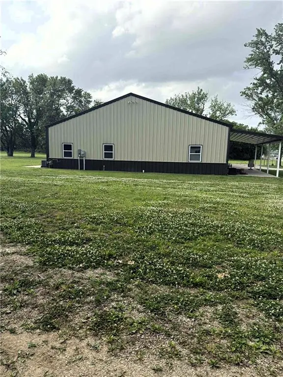 1137 N Main Street, Le Roy, KS 66857 - #2
