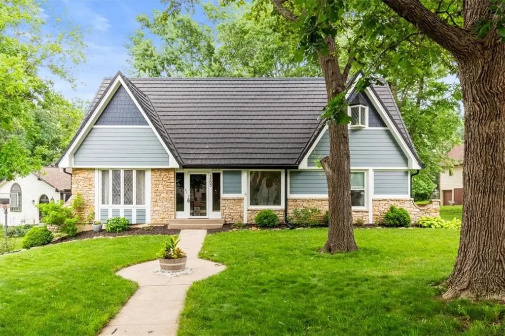 3503 NE Beechwood Circle, Lees Summit, MO 64064 - #1