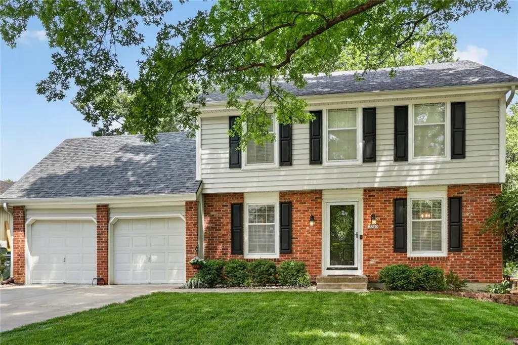 7249 Park Street, Shawnee, KS 66216 - #1
