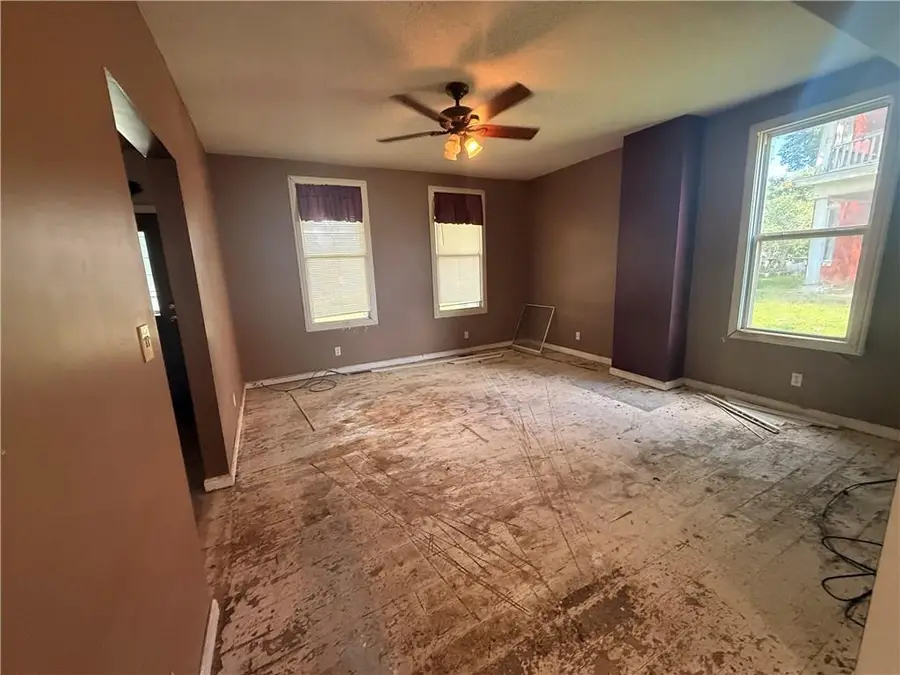 1917 Jones Street, Saint Joseph, MO 64501 - #2