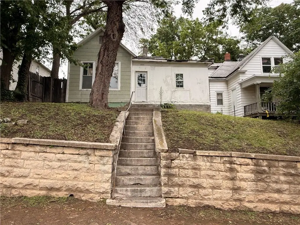 1921 Jones Street, Saint Joseph, MO 64501 - #1