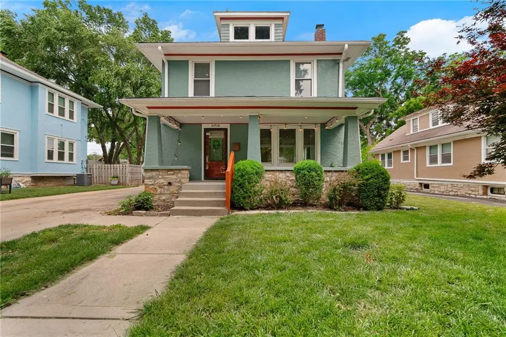 5915 Holmes Street, Kansas City, MO 64110 - #1