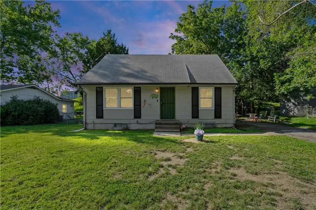 7406 S Park Road, Kansas City, MO 64129 - #1