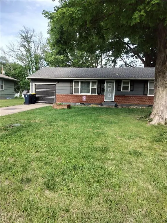 9813 Bennington Avenue, Kansas City, MO 64134 - #1