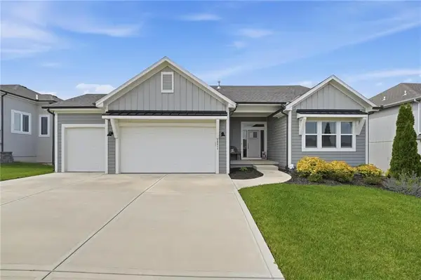 13411 W 181st Terrace, Overland Park, KS 66013