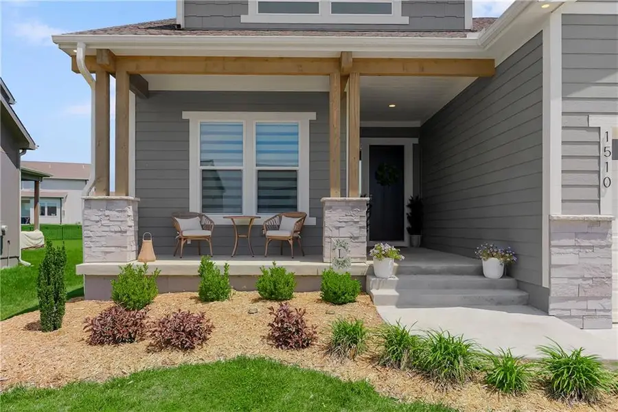 1510 Arbor Park Drive, Lees Summit, MO 64082 - #2