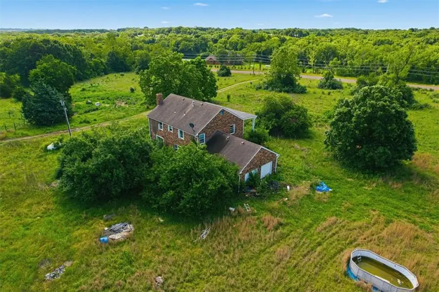 20505 Tonganoxie Road, Tonganoxie, KS 66086 - #3