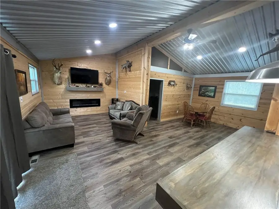 380 S 190th Street, Pittsburg, KS 66762 - #3