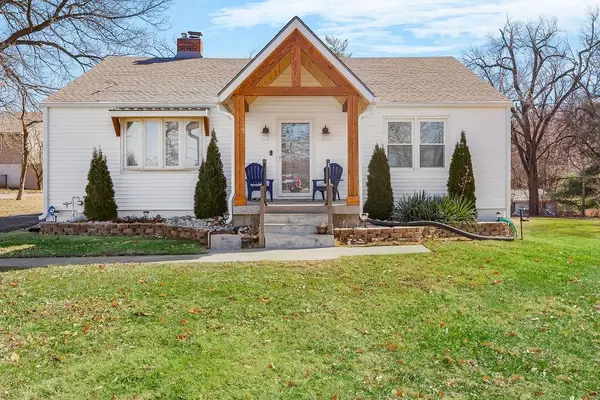 4502 Saint Joe Boulevard, Riverside, MO 64150