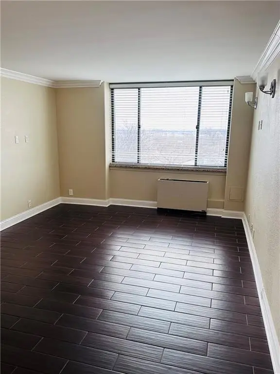 700 E 8th Street #4J, Kansas City, MO 64106 - #2