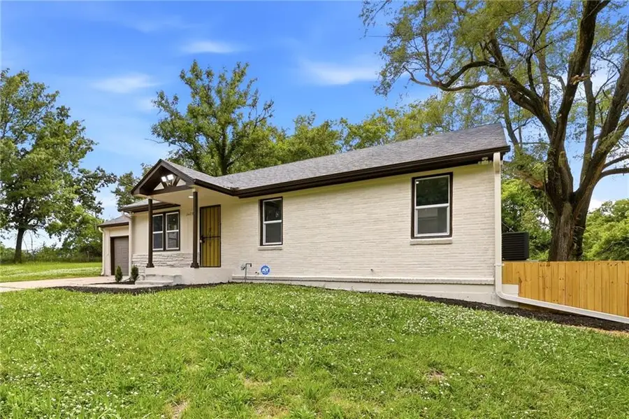 3408 N 26th Street, Kansas City, KS 66104 - #3