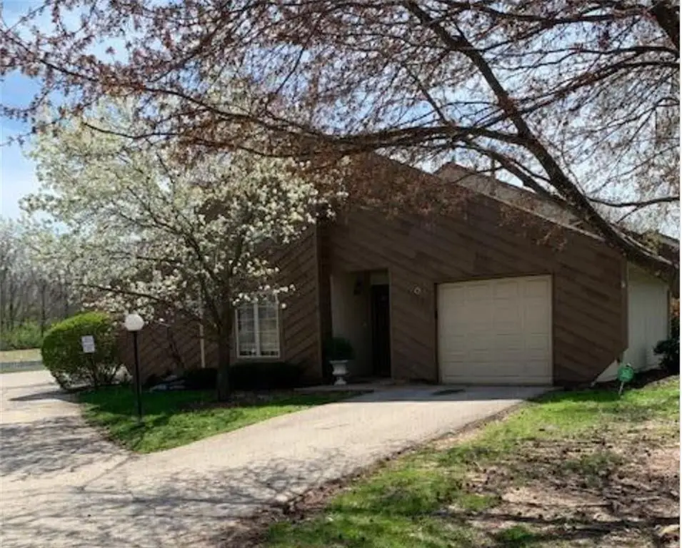 12217 Charlotte Street, Kansas City, MO 64146 - #1
