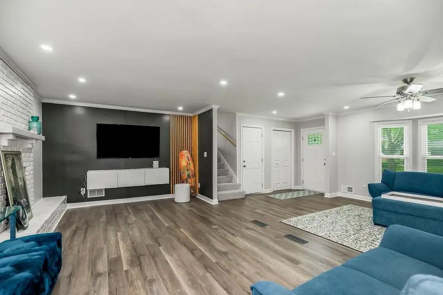 42 E 106th Street, Kansas City, MO 64114 - #2