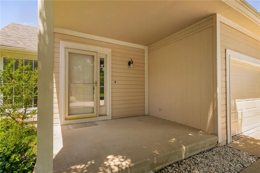 578 W Layton Street, Olathe, KS 66061 - #2
