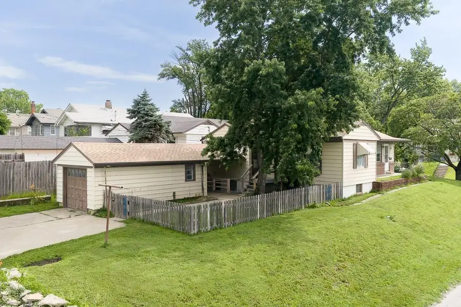 1808 N 30th Street, Kansas City, KS 66104 - #2