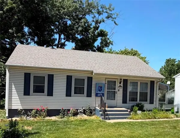 2600 Cardinal Lane, St Joseph, MO 64503