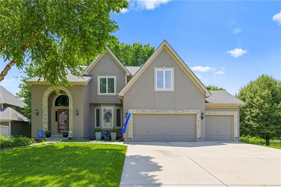 6044 Brownridge Drive, Shawnee, KS 66218 - #2