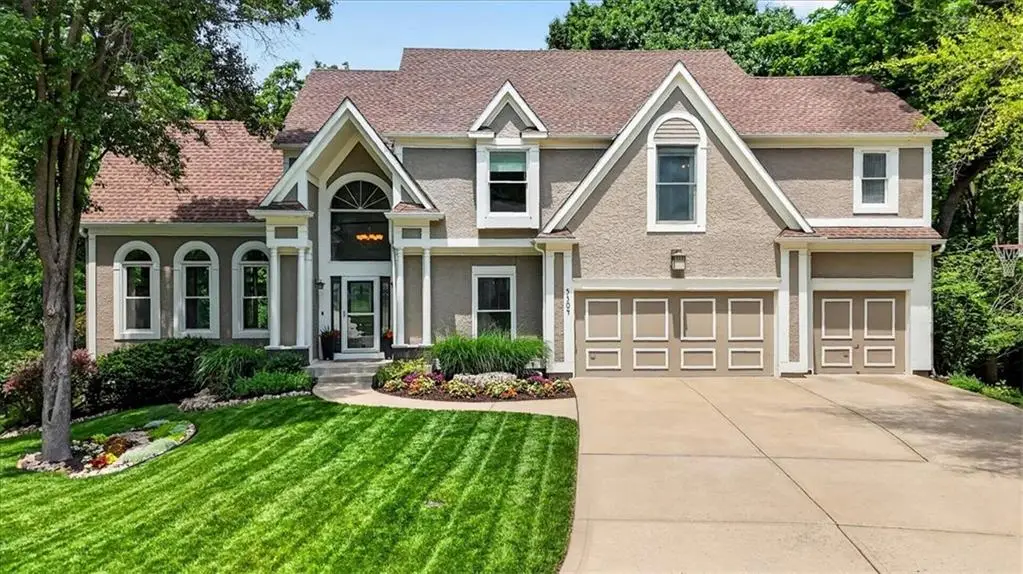 5304 Summit Court, Shawnee, KS 66216 - #1