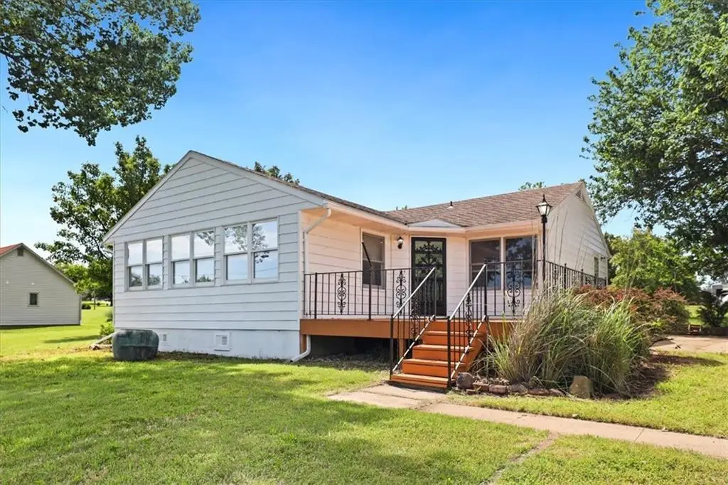 2629 South Shore Drive, Vassar, KS 66543 - #1