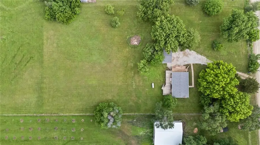 20875 251st Street, Tonganoxie, KS 66086 - #2