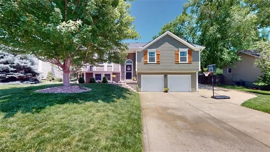 13100 Swartz Road, Bonner Springs, KS 66012 - #2