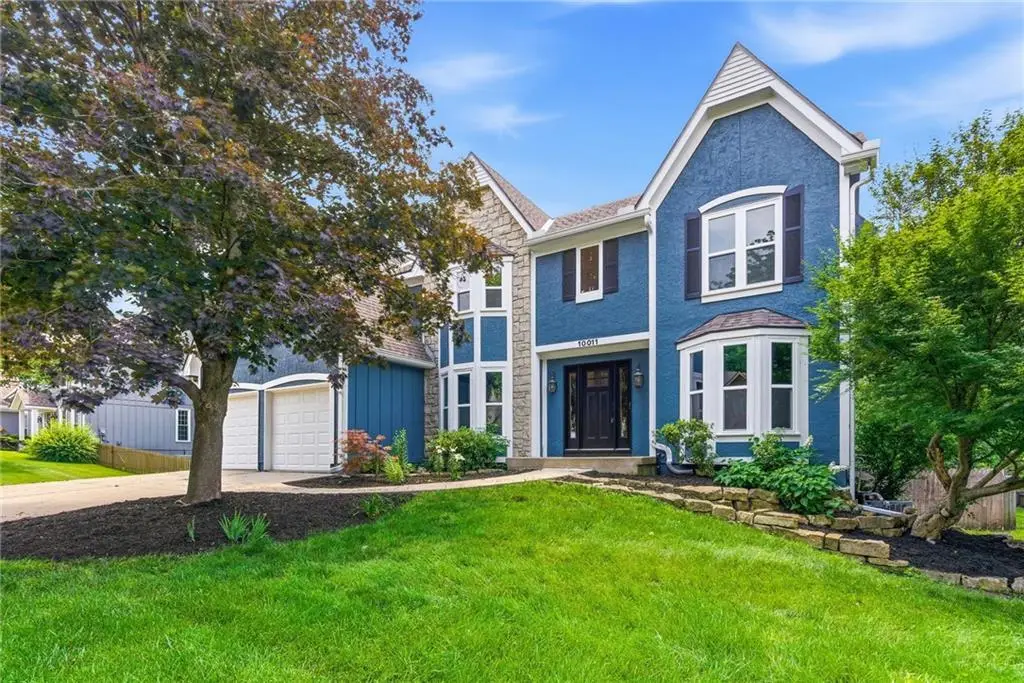 10011 W 125th Terrace, Overland Park, KS 66213 - #1