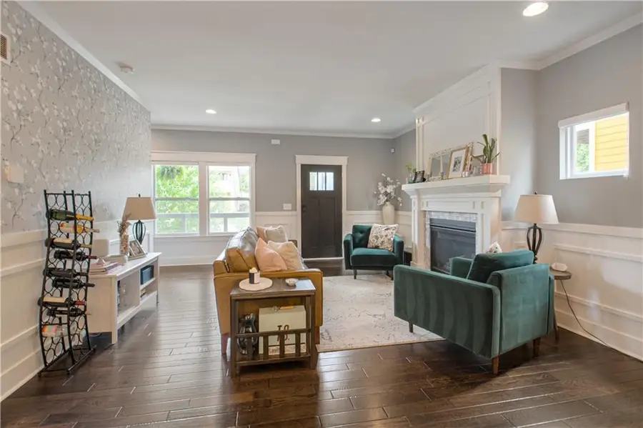 2546 Tracy Avenue, Kansas City, MO 64108 - #3