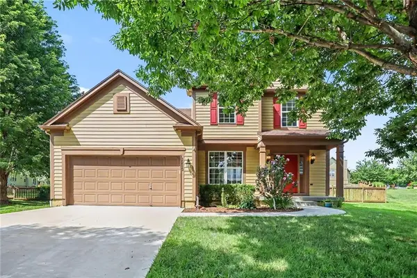 15512 S Arapaho Street, Olathe, KS 66062