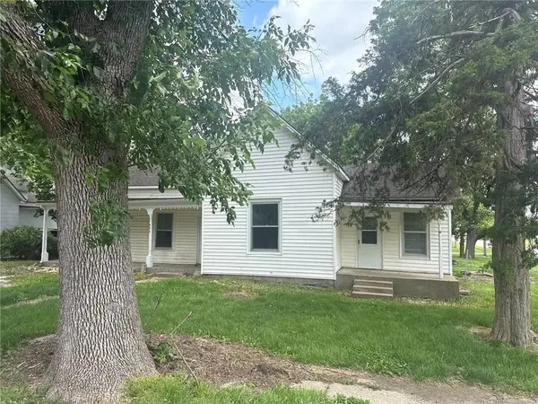 406 Main Street, Garden City, MO 64747