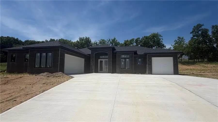 19097 Millstone Boulevard, Saint Joseph, MO 64505 - #2