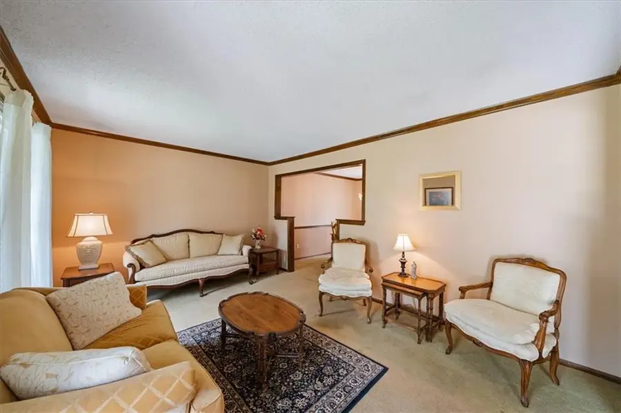 1955 E Sunvale Drive, Olathe, KS 66062 - #2