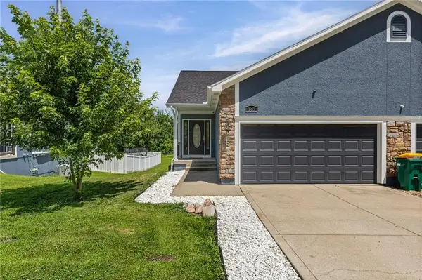 163 Warner Avenue, Bonner Springs, KS 66012