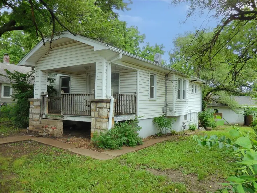 2633 S 36th Street, Kansas City, KS 66106 - #2